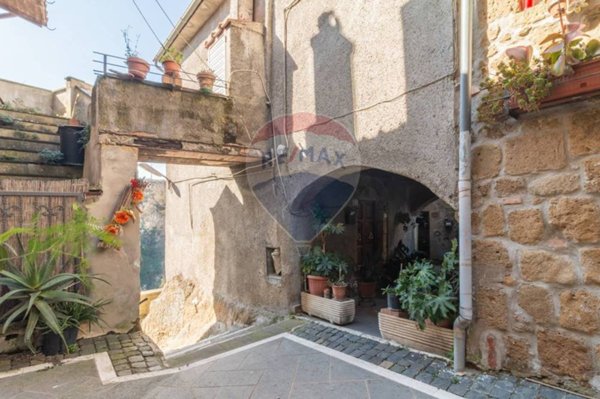 appartamento in vendita ad Ischia di Castro