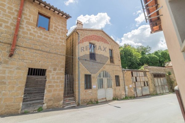 appartamento in vendita ad Ischia di Castro