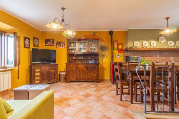 appartamento in vendita ad Ischia di Castro