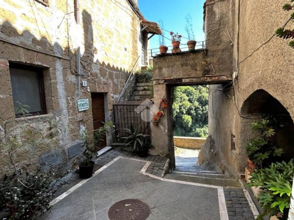 appartamento in vendita ad Ischia di Castro