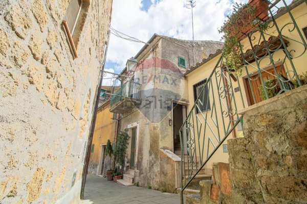 appartamento in vendita ad Ischia di Castro