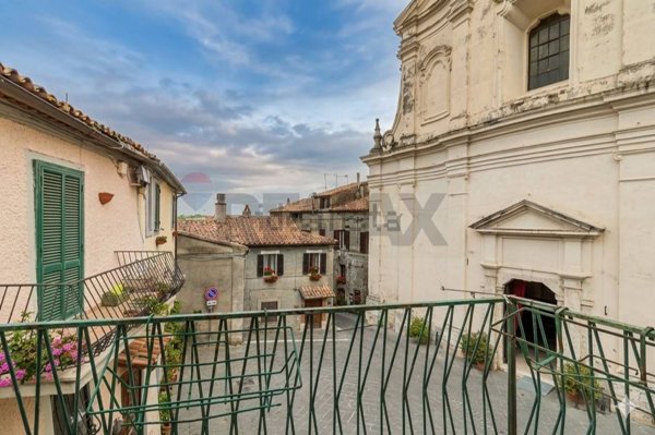 appartamento in vendita ad Ischia di Castro