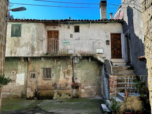 appartamento in vendita ad Ischia di Castro