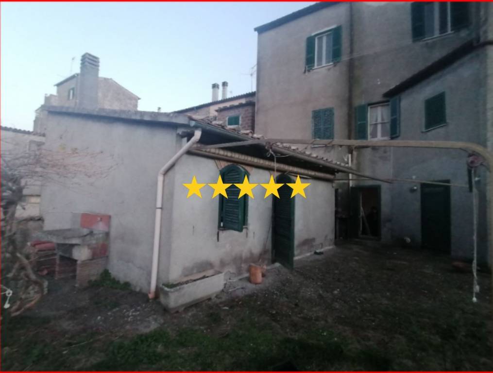 appartamento in vendita ad Ischia di Castro