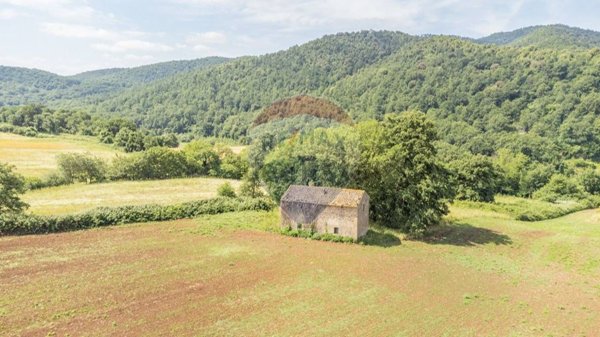 casa indipendente in vendita ad Ischia di Castro