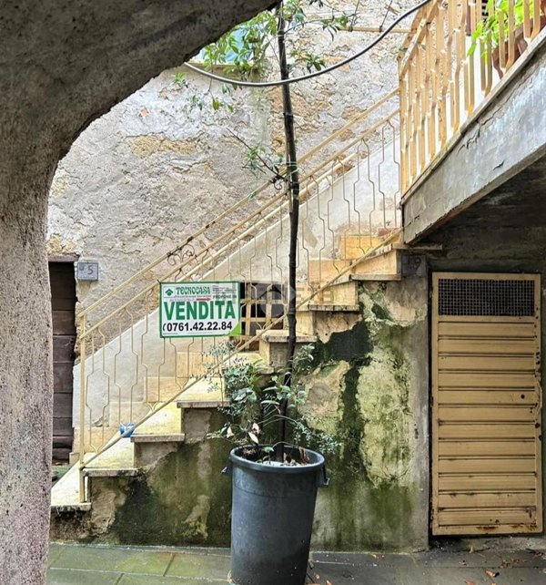 appartamento in vendita ad Ischia di Castro