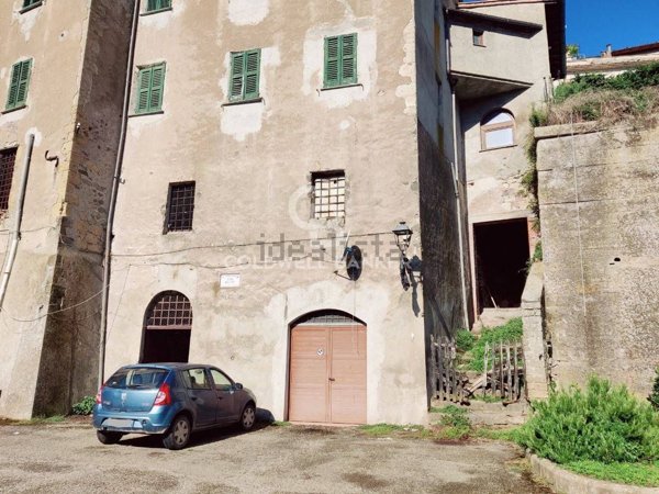 appartamento in vendita ad Ischia di Castro