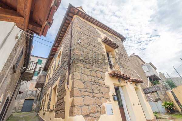 appartamento in vendita ad Ischia di Castro