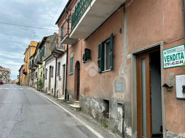 appartamento in vendita ad Ischia di Castro