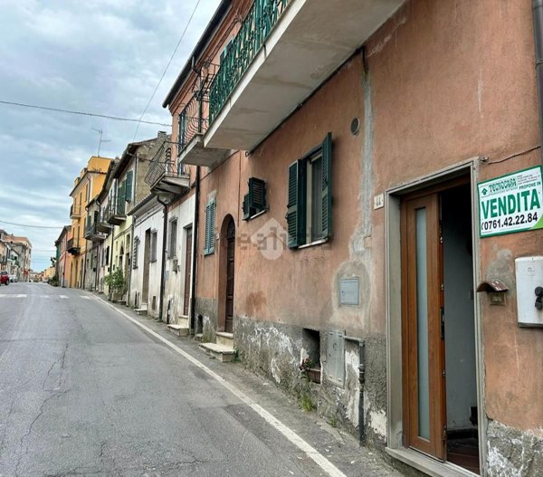 appartamento in vendita ad Ischia di Castro
