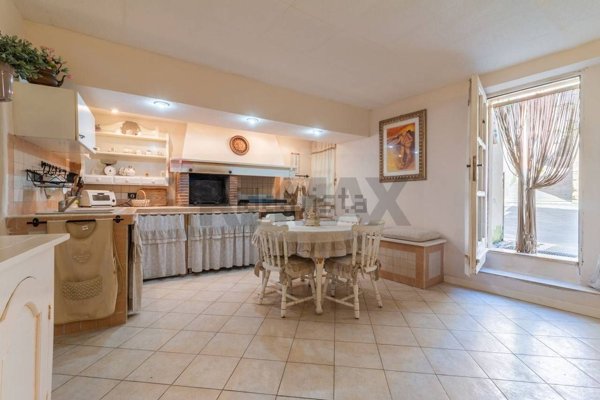 appartamento in vendita ad Ischia di Castro