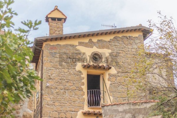 appartamento in vendita ad Ischia di Castro