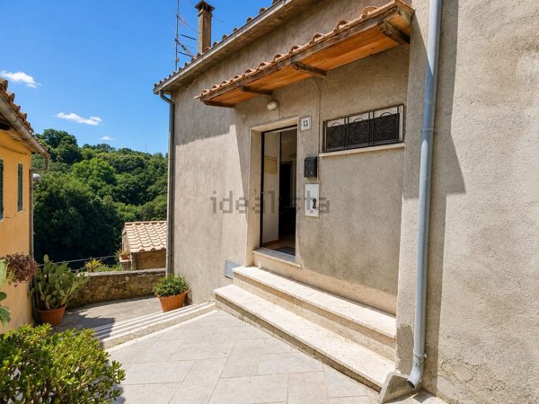 appartamento in vendita ad Ischia di Castro