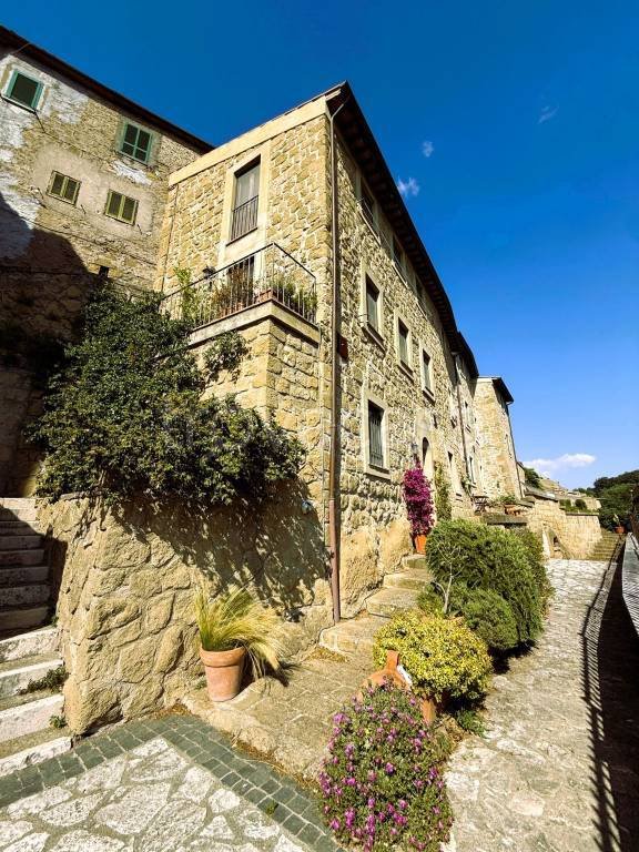 appartamento in vendita ad Ischia di Castro