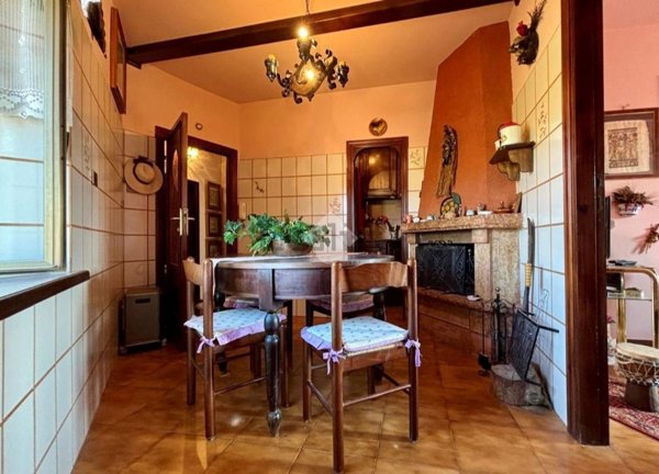 appartamento in vendita a Latera