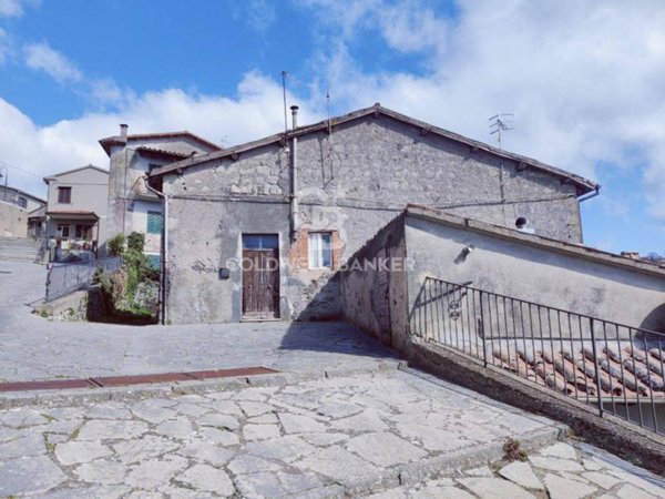 appartamento in vendita a Latera