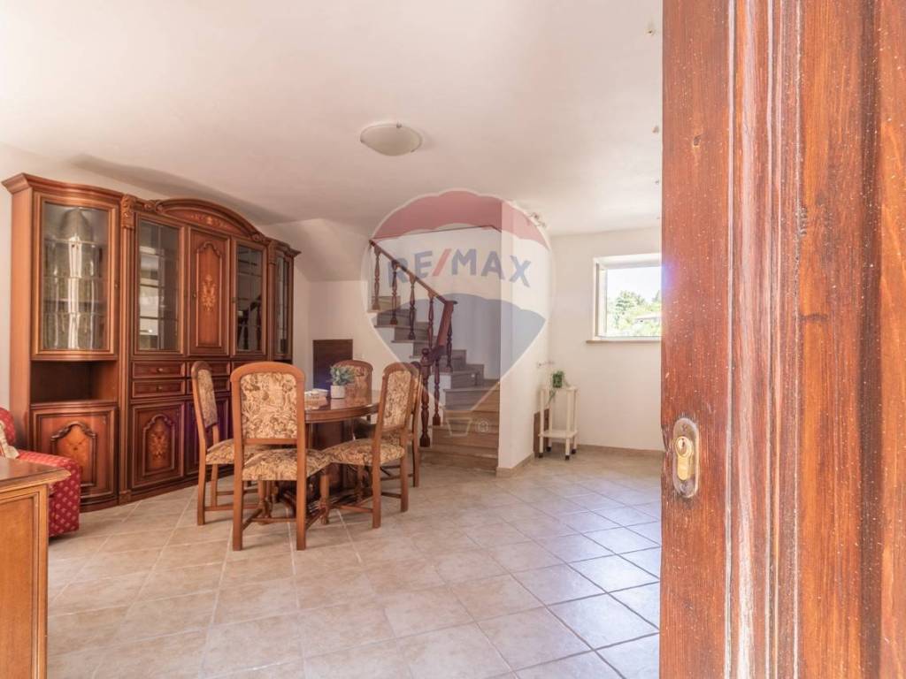 casa indipendente in vendita a Lubriano