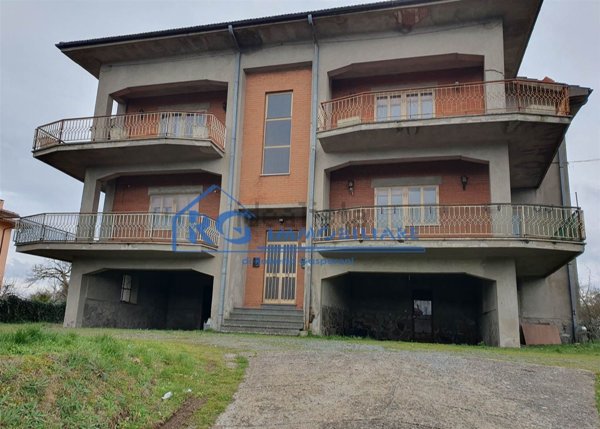 appartamento in vendita a Lubriano