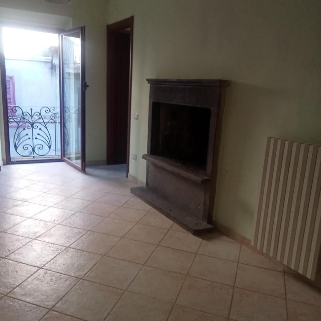 casa indipendente in vendita a Lubriano