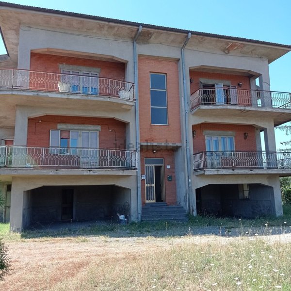 appartamento in vendita a Lubriano