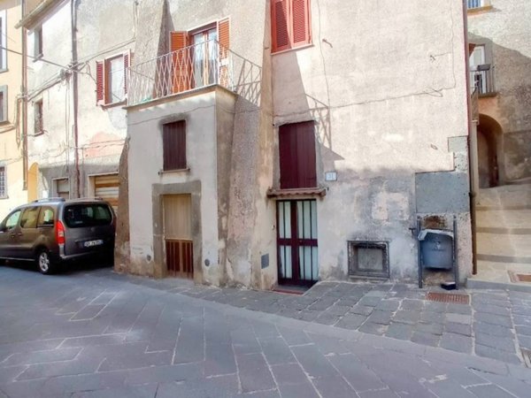 appartamento in vendita a Lubriano