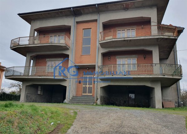 appartamento in vendita a Lubriano