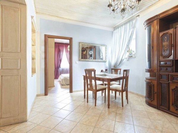 casa indipendente in vendita a Marta