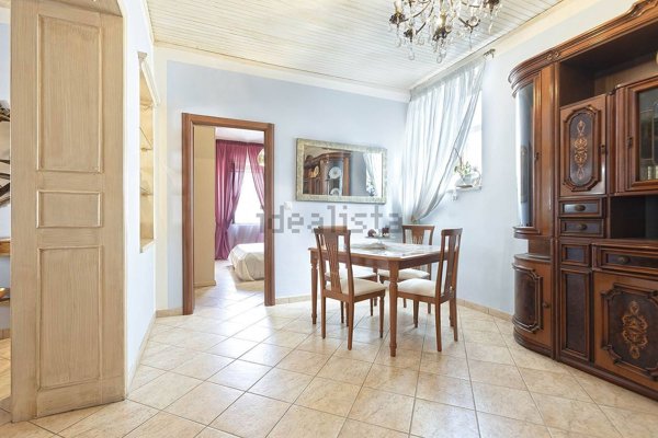 esavano in vendita a Marta