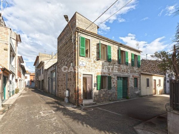 appartamento in vendita a Marta