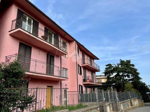 appartamento in vendita a Marta
