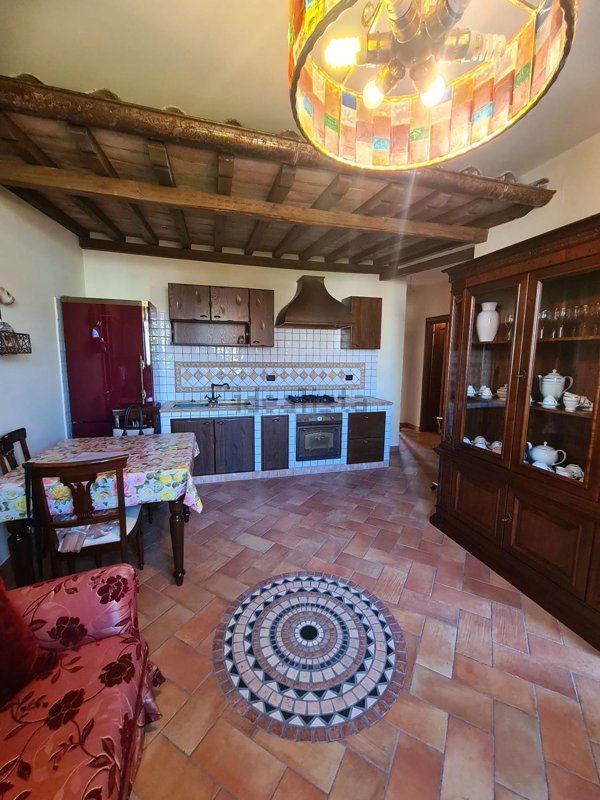 appartamento in vendita a Marta