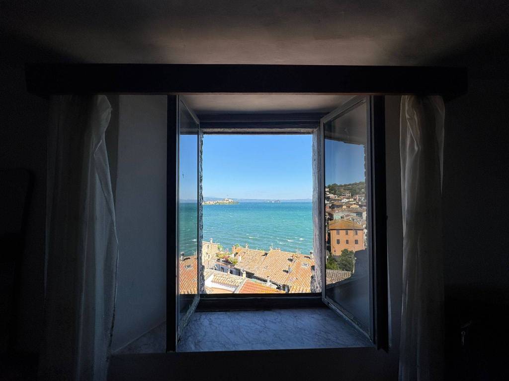 appartamento in vendita a Marta