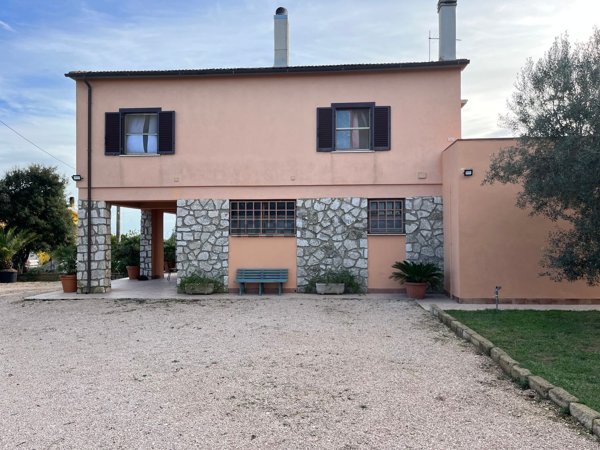 appartamento in vendita a Montalto di Castro