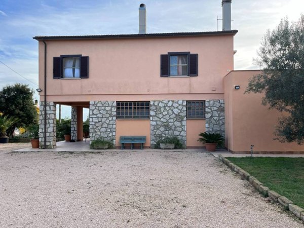 appartamento in vendita a Montalto di Castro