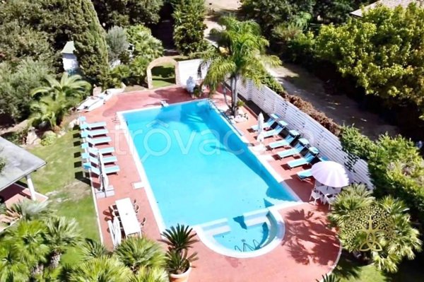 villa in vendita a Montalto di Castro