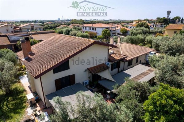 casa indipendente in vendita a Montalto di Castro in zona Pescia Romana