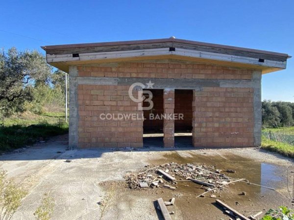 casa indipendente in vendita a Montalto di Castro in zona Pescia Romana