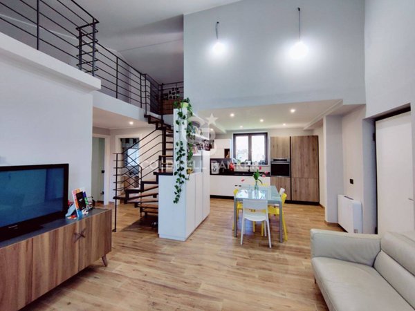 casa indipendente in vendita a Montalto di Castro