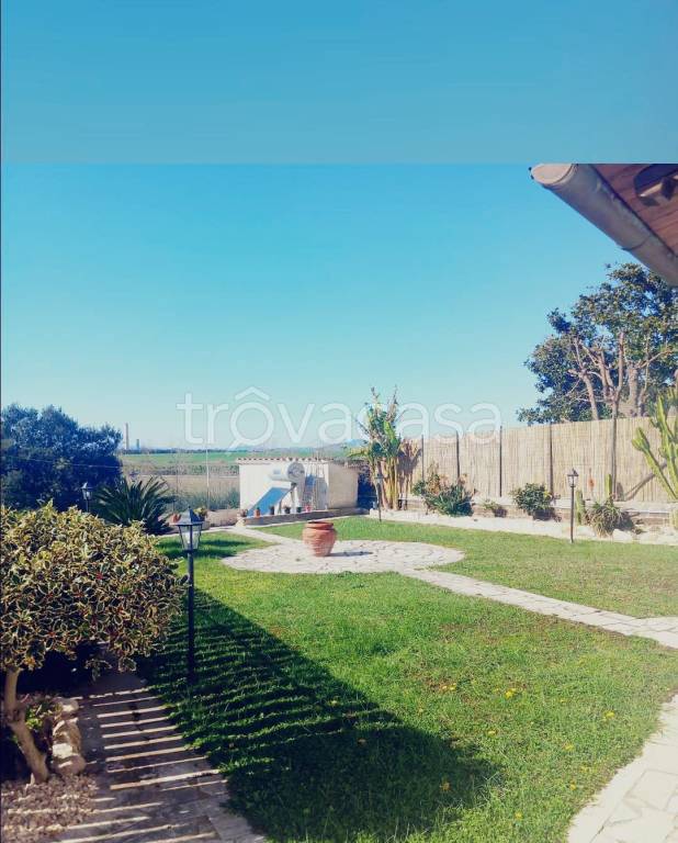 appartamento in vendita a Montalto di Castro in zona Montalto Marina