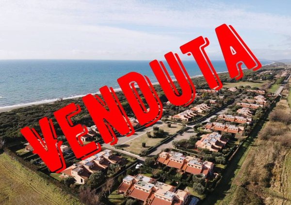 casa indipendente in vendita a Montalto di Castro