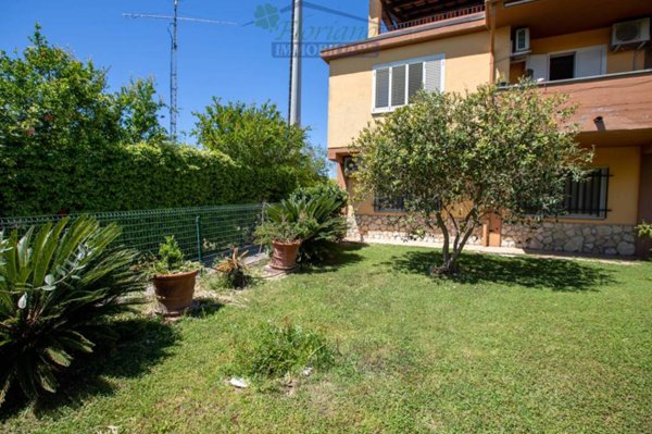 appartamento in vendita a Montalto di Castro in zona Pescia Romana