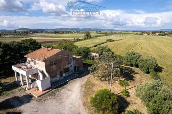 appartamento in vendita a Montalto di Castro in zona Pescia Romana