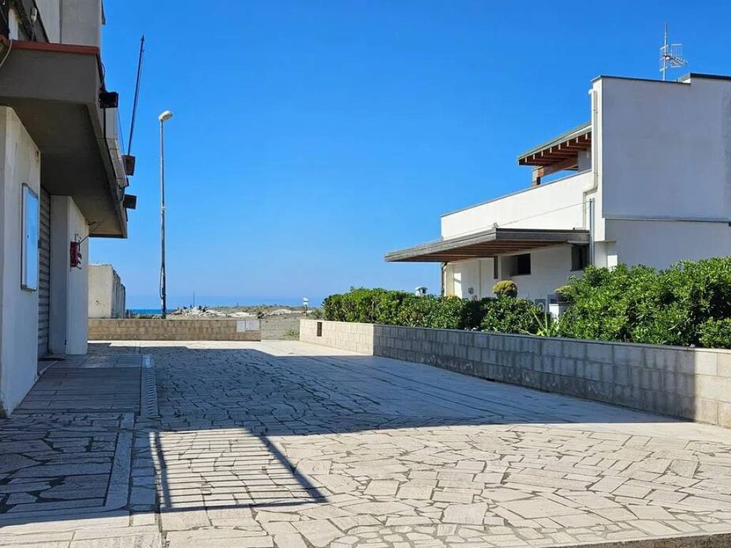 appartamento in vendita a Montalto di Castro in zona Montalto Marina