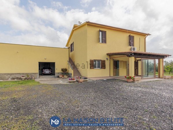 appartamento in vendita a Montalto di Castro