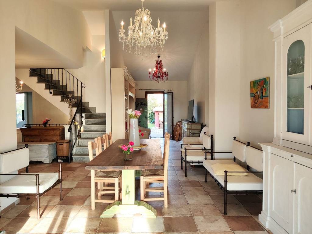 casa indipendente in vendita a Montalto di Castro