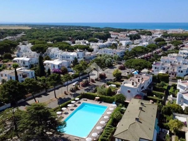 appartamento in vendita a Montalto di Castro in zona Montalto Marina