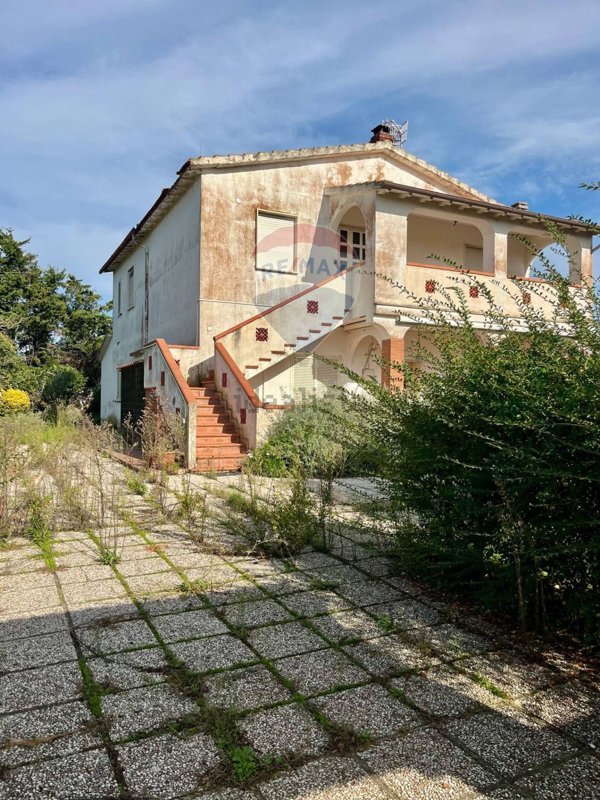 appartamento in vendita a Montalto di Castro in zona Pescia Romana