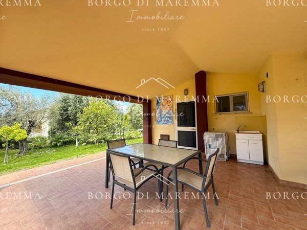 appartamento in vendita a Montalto di Castro in zona Pescia Romana