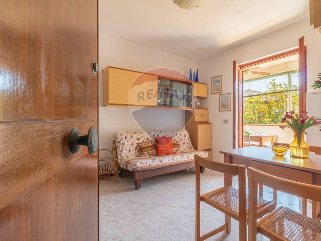 appartamento in vendita a Montalto di Castro in zona Montalto Marina