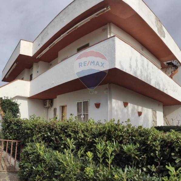 appartamento in vendita a Montalto di Castro in zona Montalto Marina